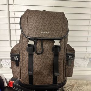 Brand new Michael Kors Hudson Backpack.